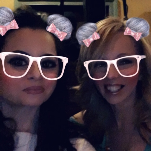 Meet your Posher, Jenine - Picture 1 of 1